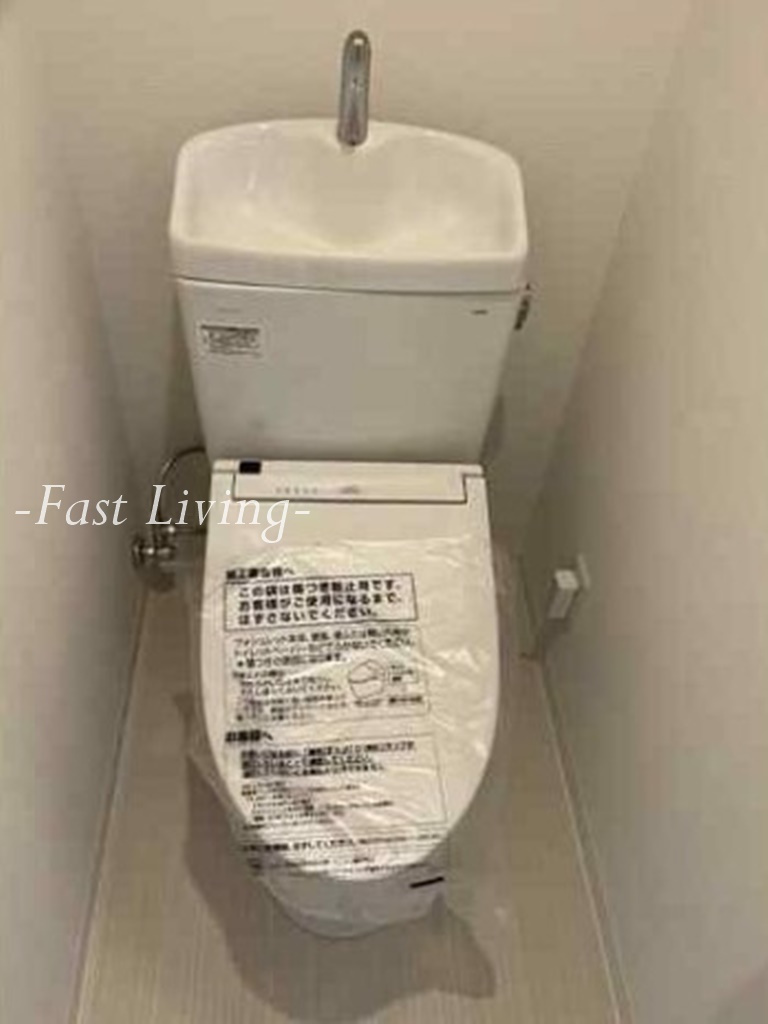 Ｓｉｌｖｅｒ　Ｗｏｏｄ　ＫＡＳＵＧＡのトイレ