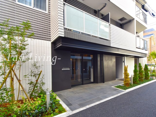 Ｓｉｌｖｅｒ　Ｗｏｏｄ　ＫＡＳＵＧＡ