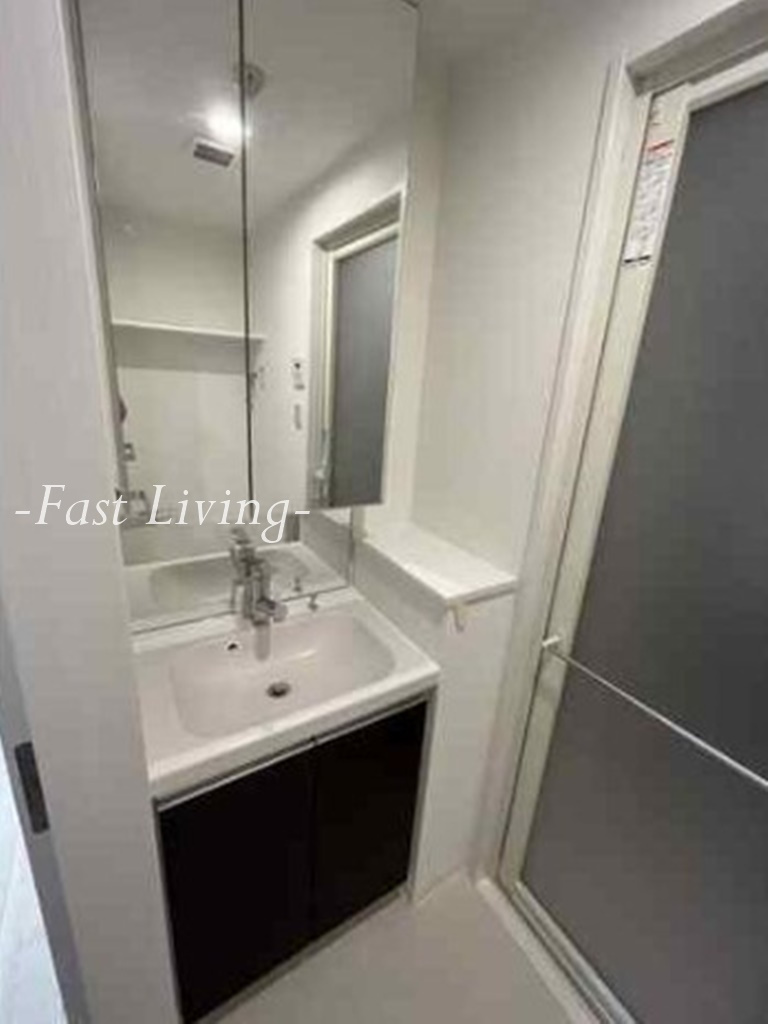 Ｓｉｌｖｅｒ　Ｗｏｏｄ　ＫＡＳＵＧＡの洗面所