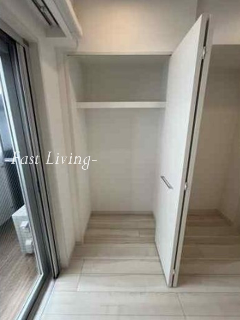 Ｓｉｌｖｅｒ　Ｗｏｏｄ　ＫＡＳＵＧＡの収納