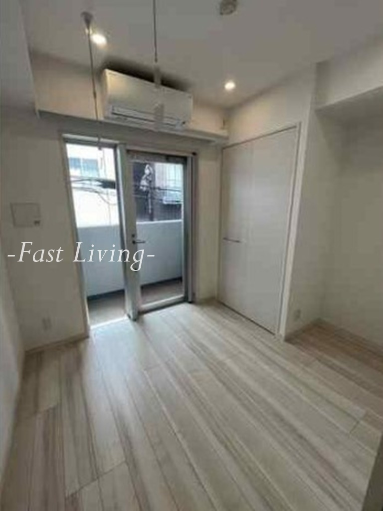 Ｓｉｌｖｅｒ　Ｗｏｏｄ　ＫＡＳＵＧＡの内装