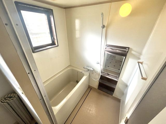 ハイツ仏天垣　の浴室