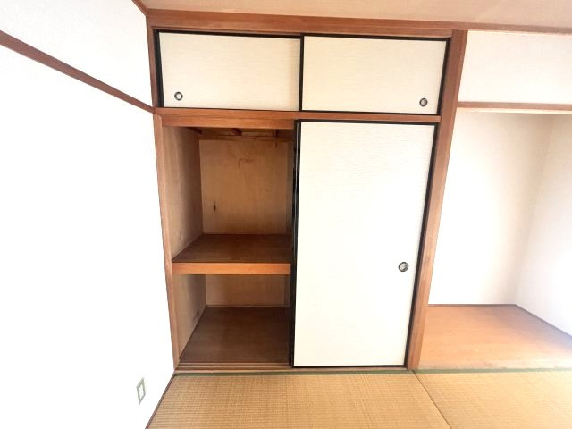 ハイツ仏天垣　の収納