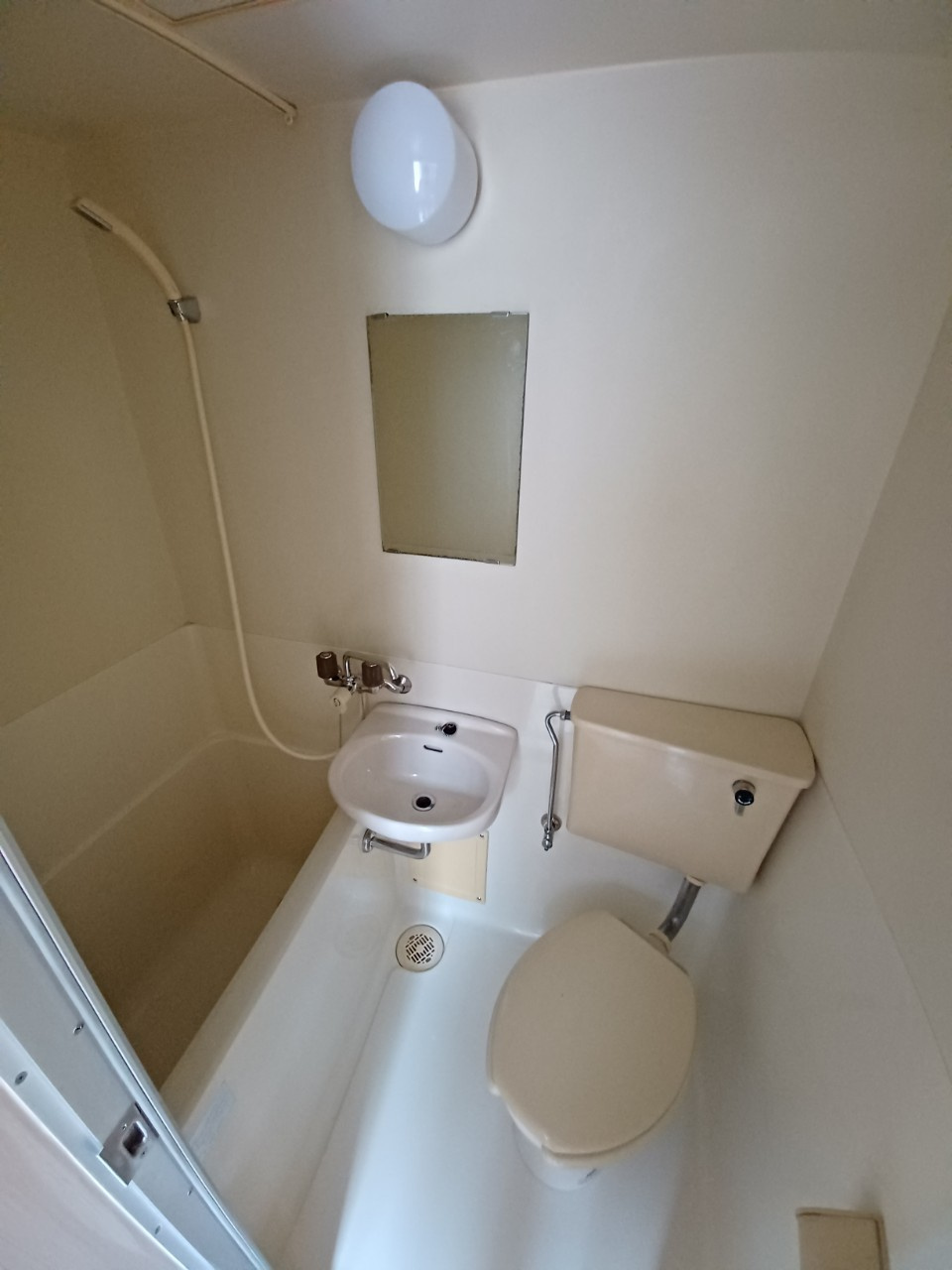 シティパレス泉町の浴室