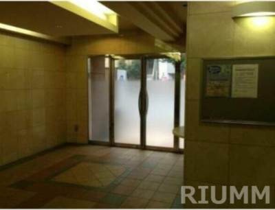 【エントランス】 | シンシア目白