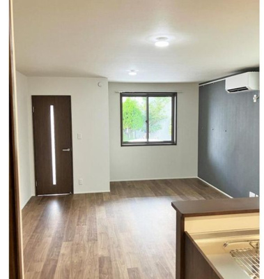 【居間・リビング】 | 北新宿戸建 | ゆったりとした居間です