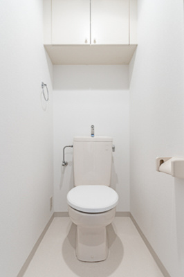 【トイレ】 | プレール玉川 | ※写真は同タイプ住戸です。
