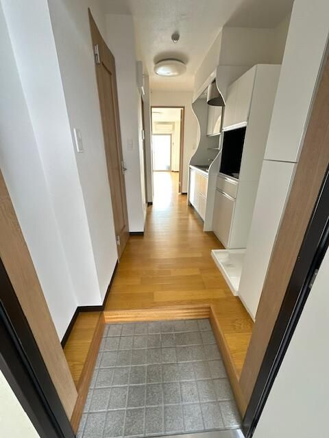 第３アサヒハイツの玄関