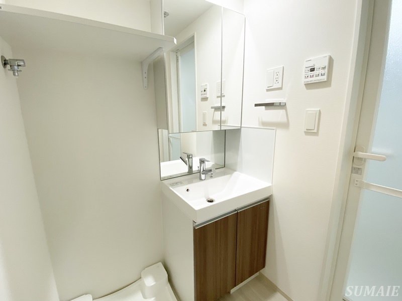 アジールコート王子の独立洗面台|独立洗面台です☆