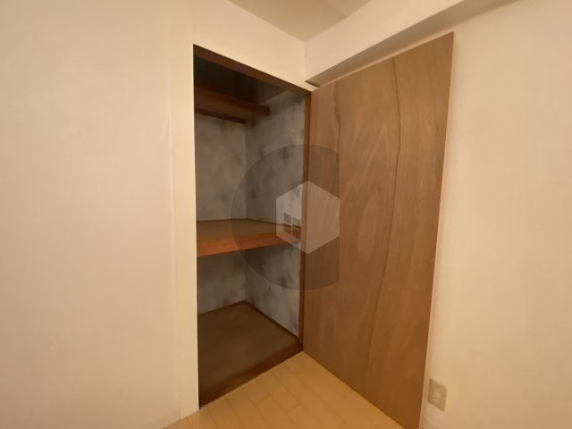 ウィンズコート高井田の収納