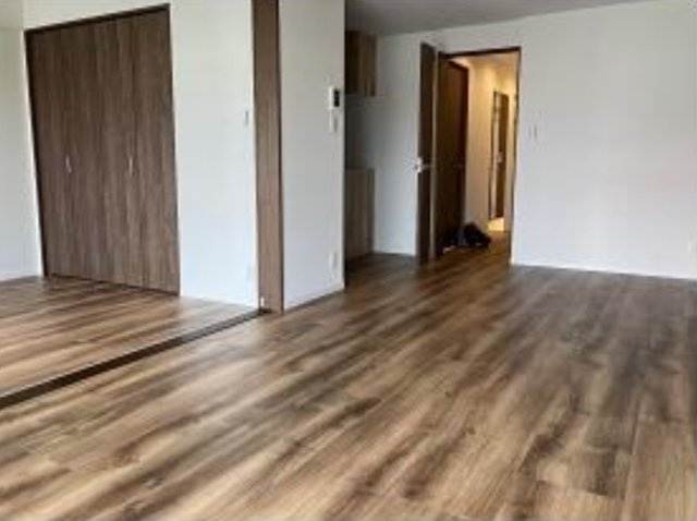 スプリングハイツの居間・リビング