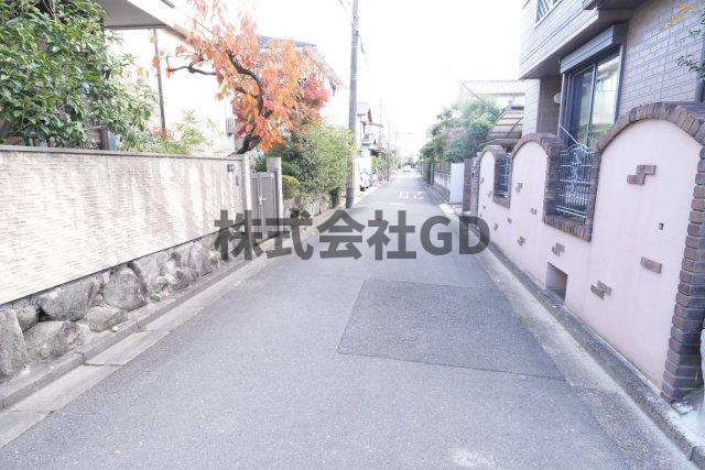 高槻市東上牧2期2号棟の前面道路含む現地写真|その他詳細やご質問はお気軽に1Deal Estate☎072-646-8767までお問い合わせください