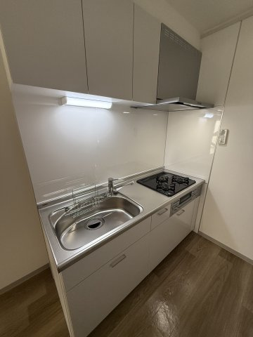 【キッチン】 | メゾン千里中央 | システムキッチン新品入れ替え（イメージ）