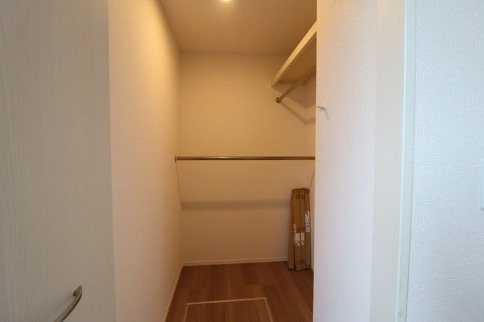 ルリアン八広の収納