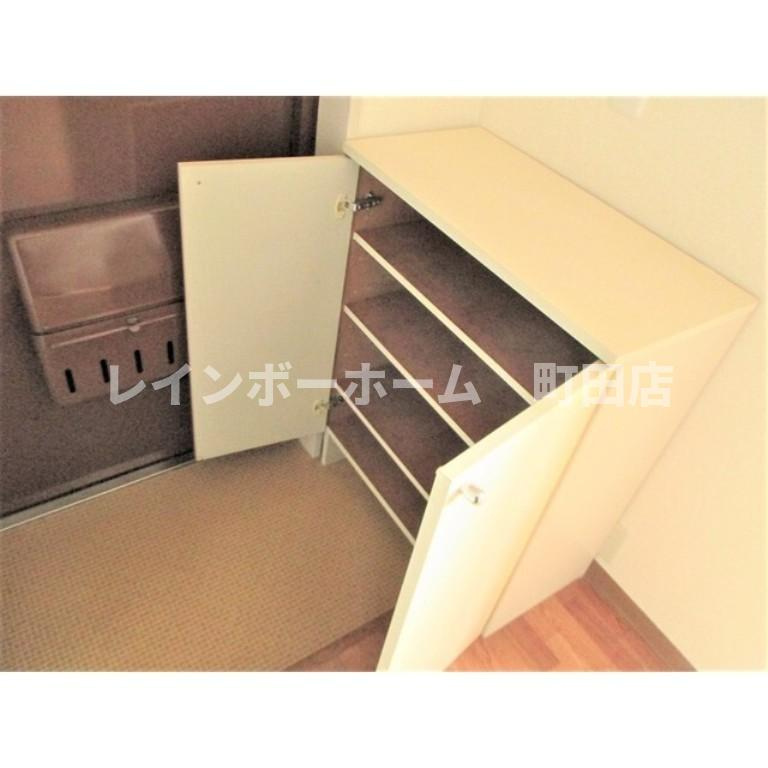 ファミーユ第２前川ビル※初期費用分割後払いサービス利用可能物件の収納