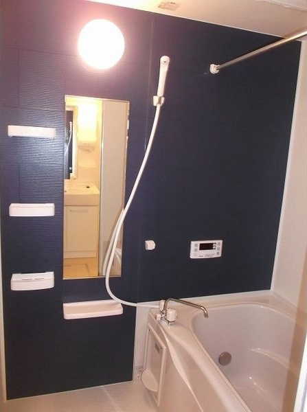 オレンジファームの浴室|コンパクトで使いやすいお風呂です