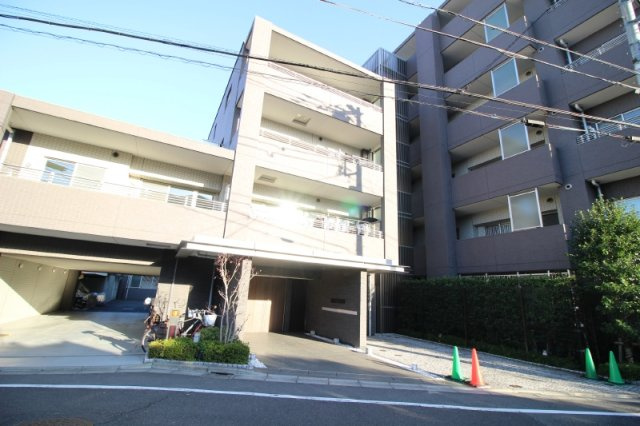 クリオ久が原の駐車場