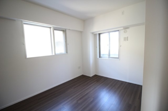 クリオ久が原の洋室