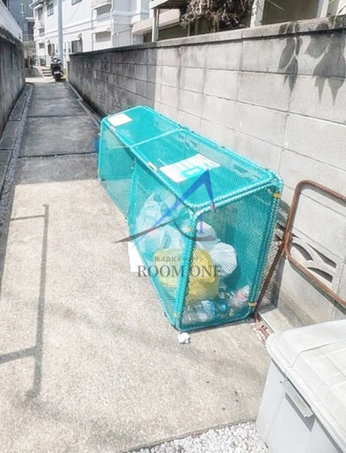 リオ・ブリサ大岡のその他共用部分|敷地内ごみ置き場です。