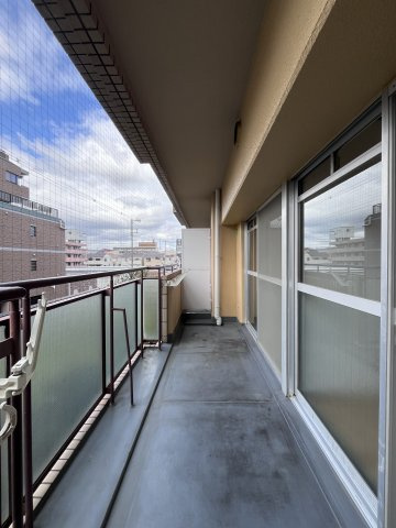 恒信ハイツのバルコニー