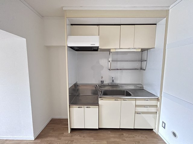 恒信ハイツのキッチン