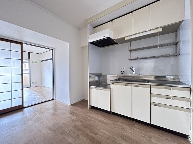 恒信ハイツのキッチン