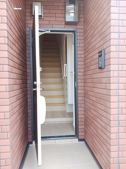 サイカス桟橋通の玄関|玄関