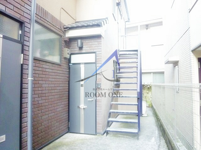 ギャラリーハウスのエントランス|エントランスです。