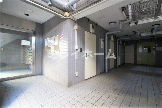 メインステージ大森町駅前のロビー