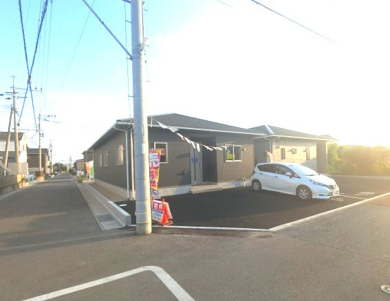 上峰町坊所　第13　2号棟の外観|建築中です。