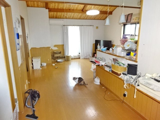 【居間・リビング】 | 三島市萩 中古住宅 EH05984 | 三島市萩　リビングダイニング