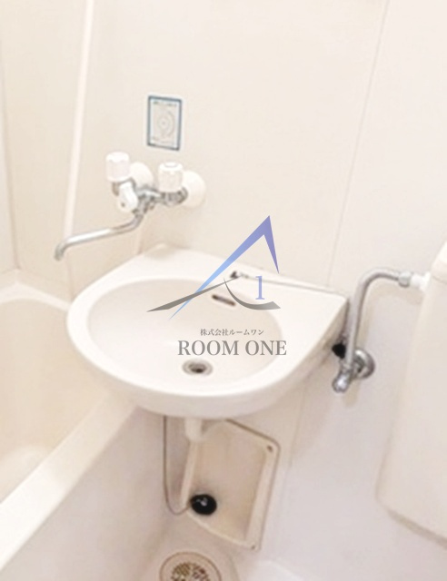 ロザール立石の洗面所|洗面台です。