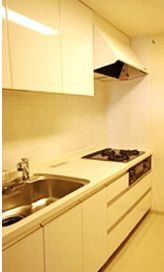 【キッチン】 | カスタリア荒川 | お料理しやすいキッチンです