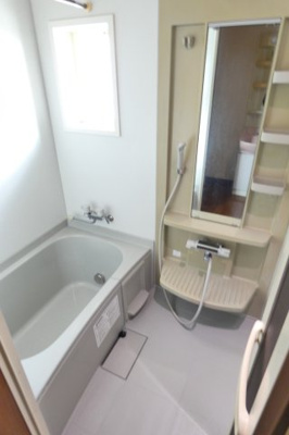 【浴室】 | シルベリアンⅡ | 追い焚き機能＆浴室乾燥機完備。