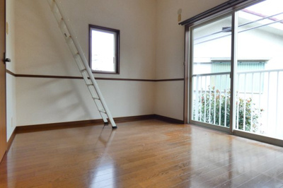 【洋室】 | シルベリアンⅡ | 個人の部屋や寝室として使える洋室です