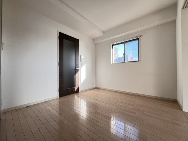 イリス長居公園の洋室