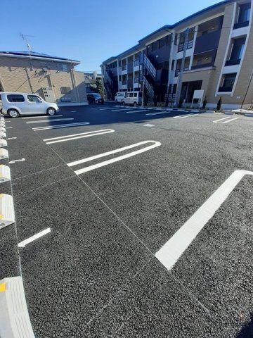 ＥＡＳＴⅣ（イーストⅣの駐車場