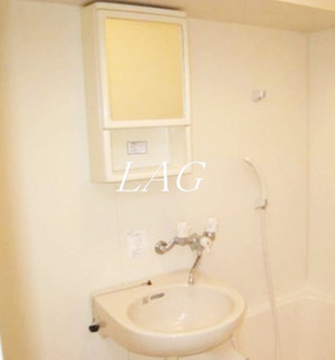 【洗面所】 | ネバタウンヒルズ | 洗面台です。