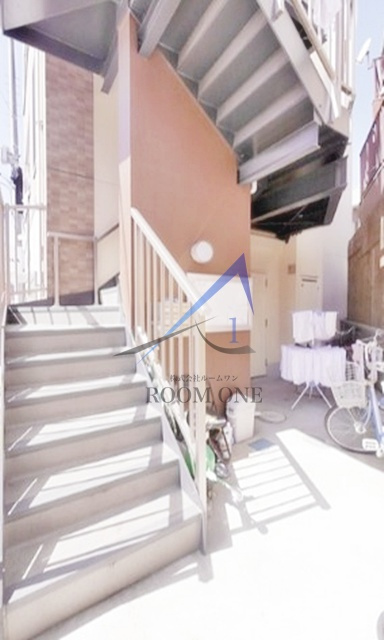 リブリ・法政通り南のエントランス|エントランスです。