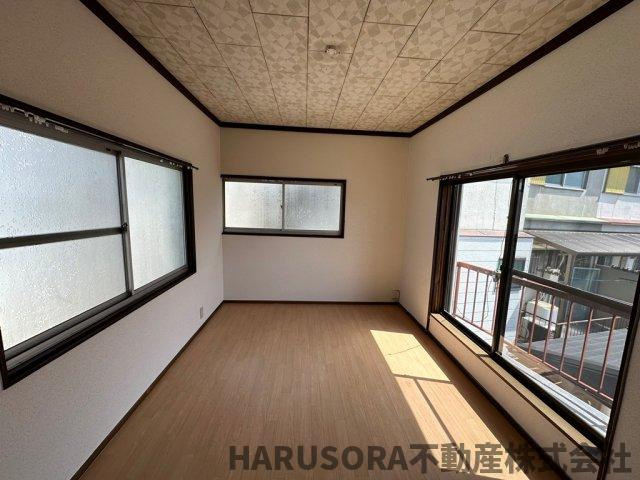 寝屋川市川勝町　２階建　オーナーチェンジの洋室