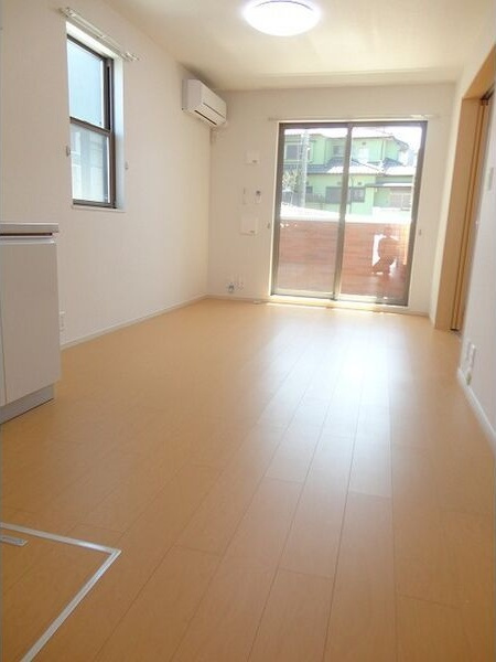 オレンジヒルズ論田Aの居間・リビング|おしゃれな居間です