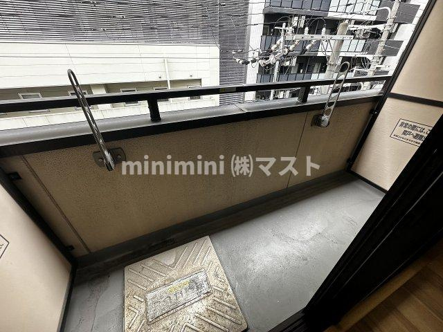 シングルウエストのバルコニー