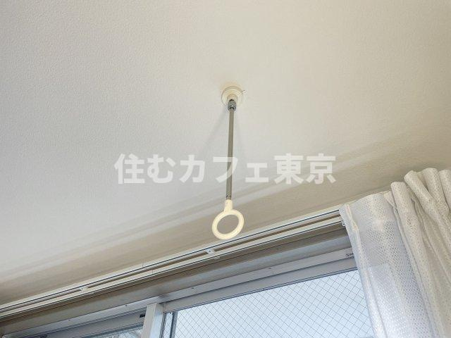 アドレ国立の設備|室内洗濯物干しです