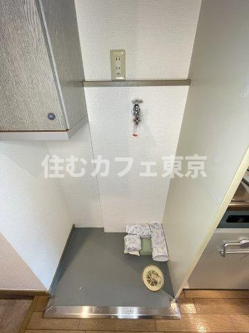 アドレ国立の設備|洗濯機置き場です