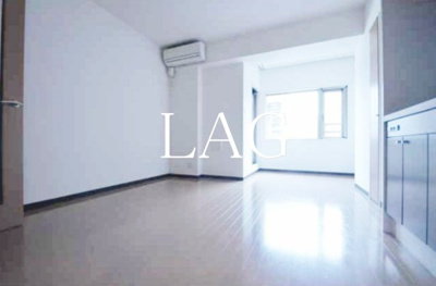 【居間・リビング】 | シャンブリーズ三越前 | 洋室のお部屋です。