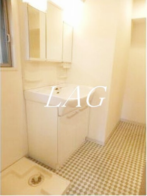 【洗面所】 | シャンブリーズ三越前 | 洗面台です。