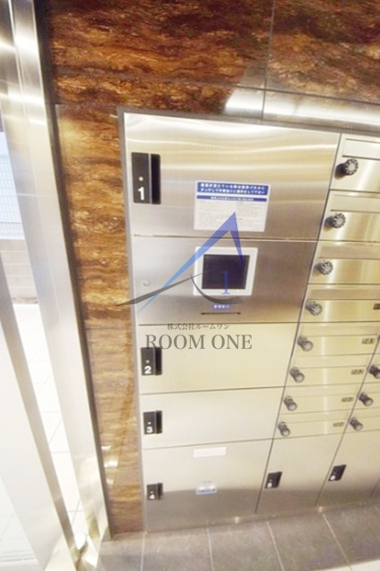 ＡＺＥＳＴ立石＃Ｒのその他共用部分|宅配ボックスです。