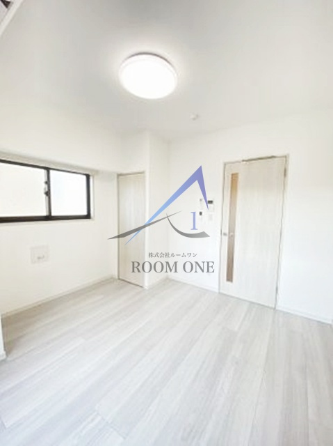 ＡＺＥＳＴ立石＃Ｒの居間・リビング|洋室のお部屋です。