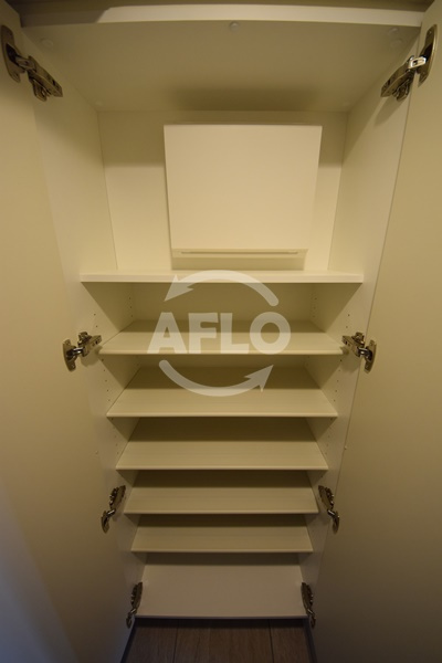 SK RESIDENCE SHINSAIBASHIの収納|SK RESIDENCE　シューズクローゼット