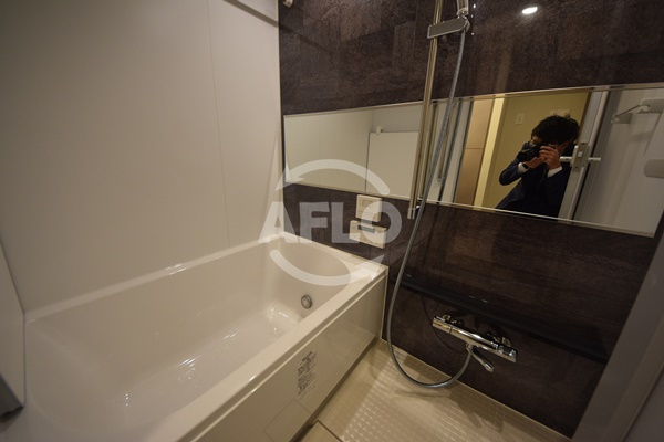 SK RESIDENCE SHINSAIBASHIの浴室|SK RESIDENCE　浴室